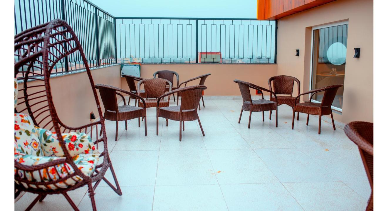 Hotel Dc Star Tarapith Zewnętrze zdjęcie
